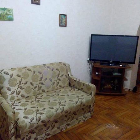 Akhmeteli Apartment Old 巴统 外观 照片